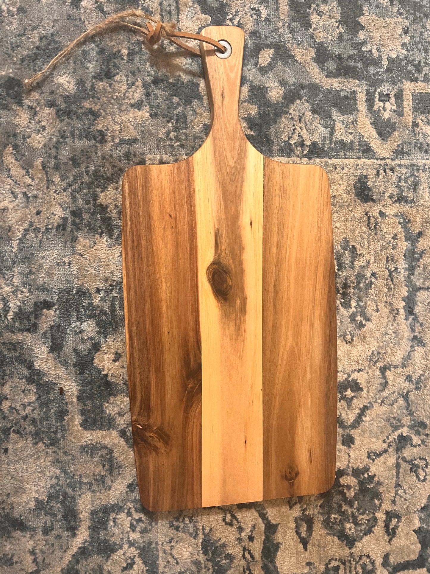 Long cutting board with metal insert