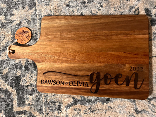 Medium Acacia Cutting Board