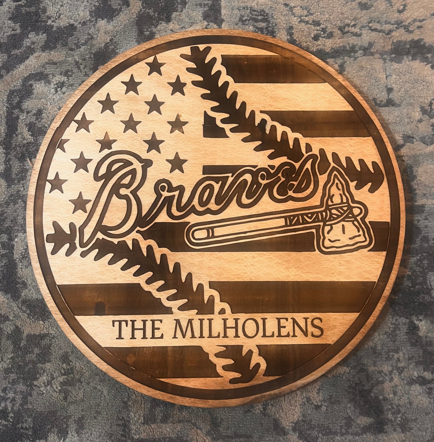 Braves engraved round